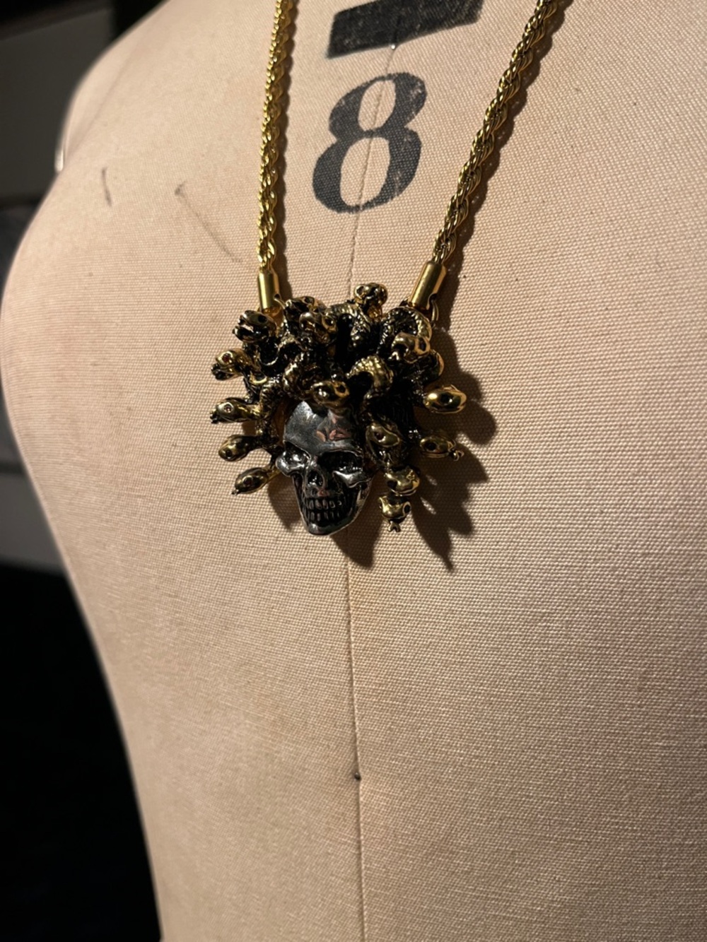 NIB UNISEX Han Cholo Medusa Pendant Stainless Steel 26” Rope Chain